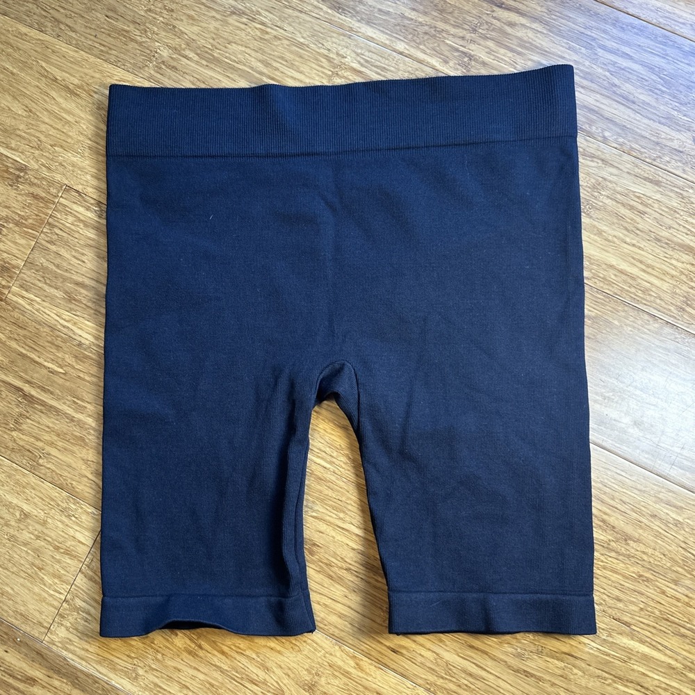 Free People Intimately Seamless‎ Rib Spandex Bike Shorts Size XS/Small Black
